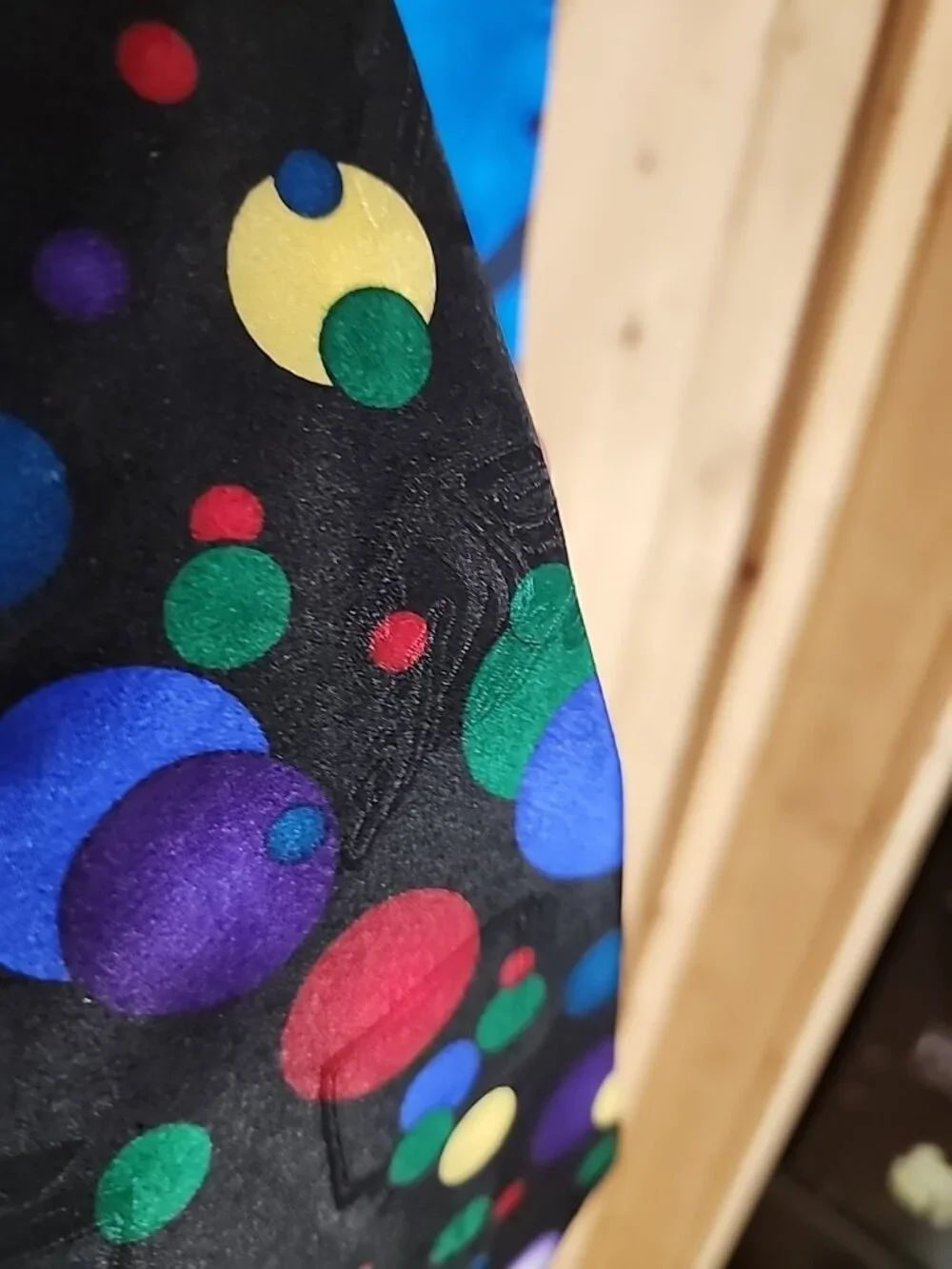VTG After Dark Mens Neck Ties 100% Silk Nirvana Spheres Wearable Art Flying Toas